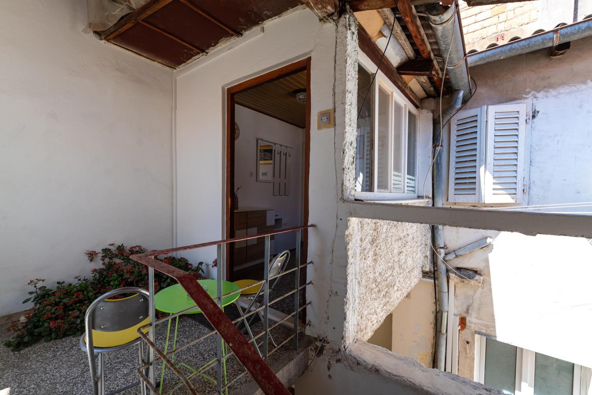 Timeless Antique Old Town With Terrace Apartment ซาดาร์ ภายนอก รูปภาพ