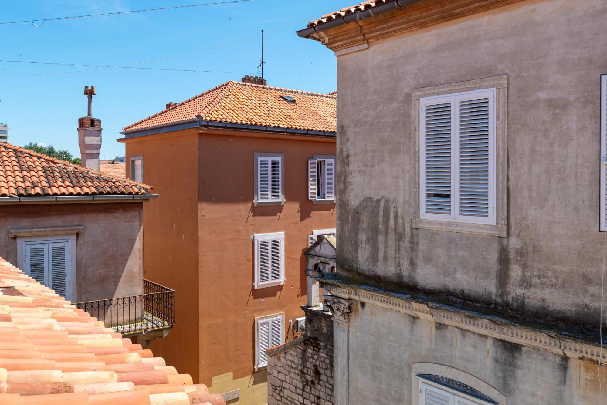 Timeless Antique Old Town With Terrace Apartment ซาดาร์ ภายนอก รูปภาพ